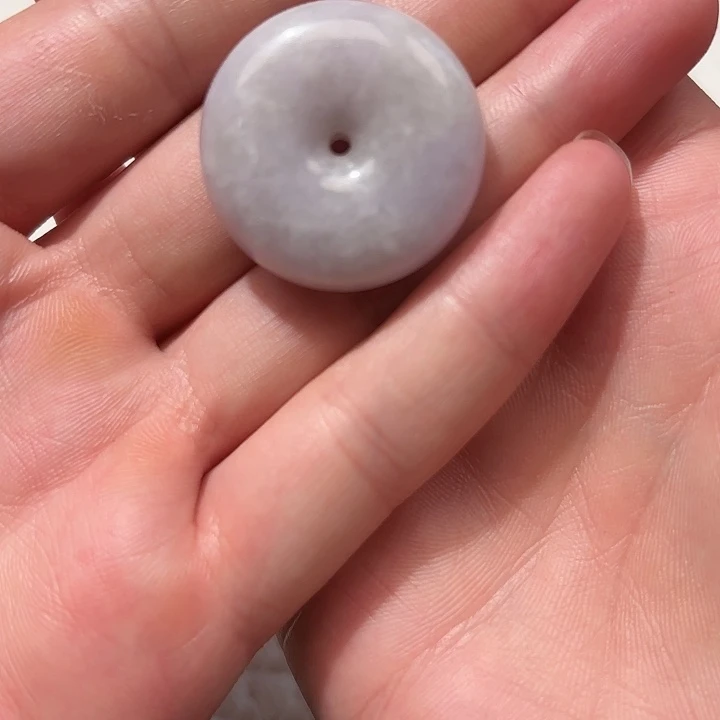 毛***和翡翠未镶嵌颈饰天然翡翠A货