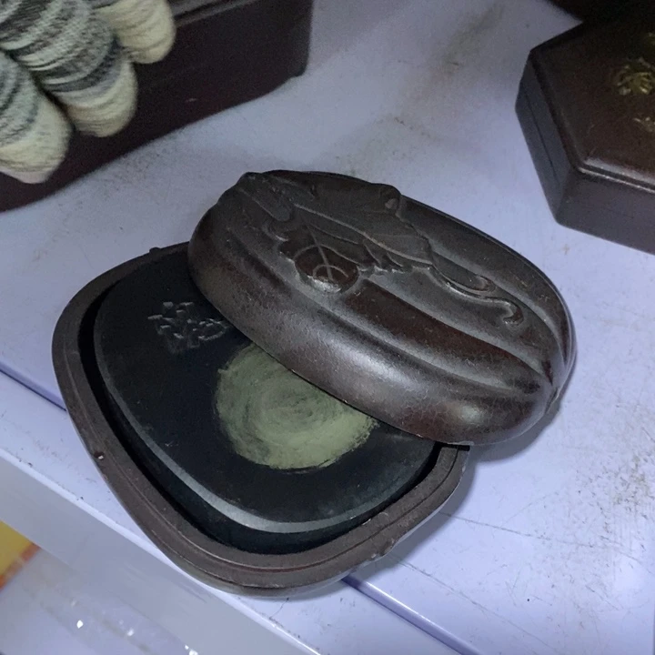 陶瓷艺术的发展与发展