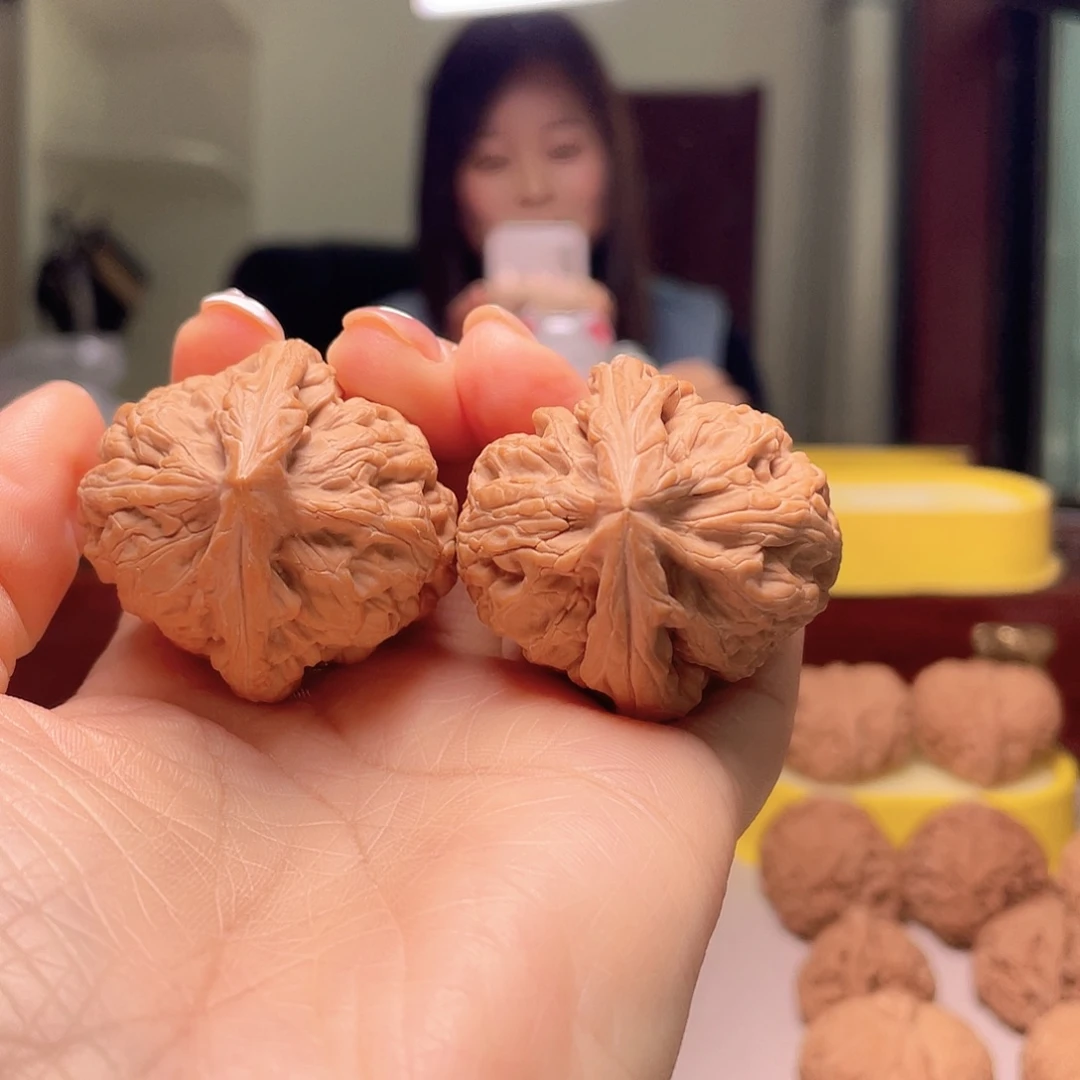 锦***乐吊坠文玩核桃红锦鲤