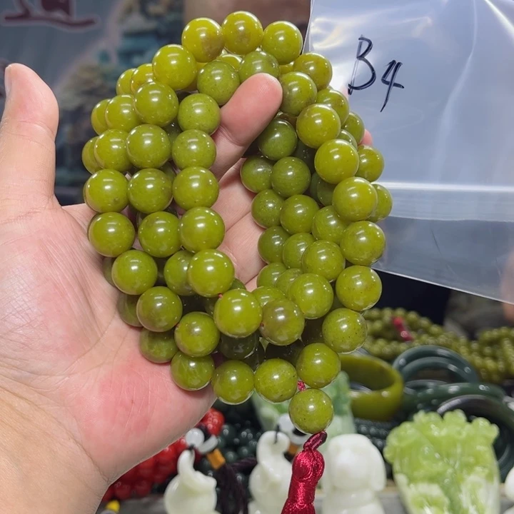 蛇纹石玉颈饰未镶嵌M*R