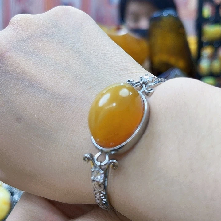 琥珀银S925镶嵌颈饰手镯