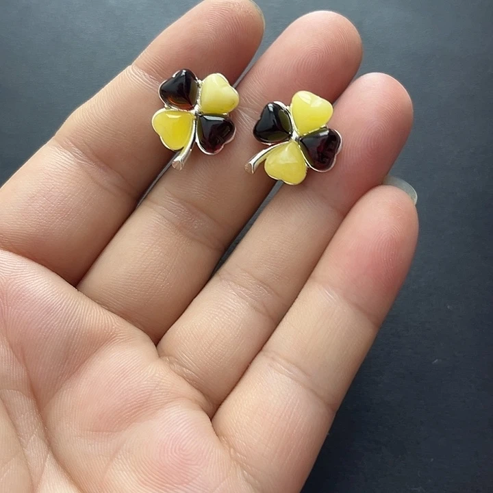 琥珀未镶嵌裸石耳坠