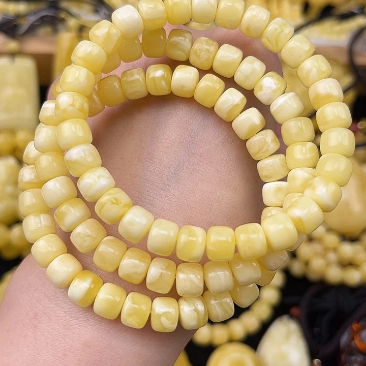 琥珀未镶嵌颈饰琥珀，多样性发其一