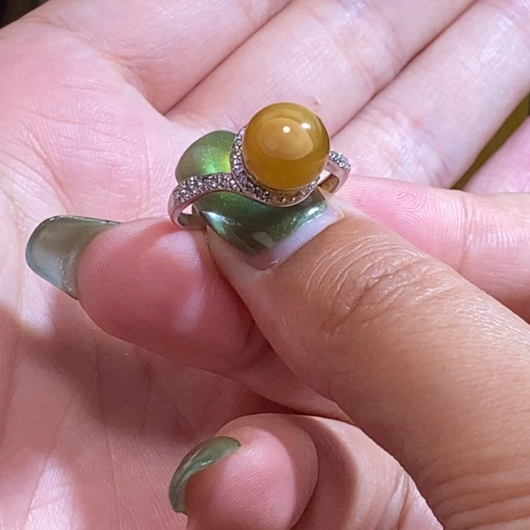 琥珀未镶嵌珠宝奇石