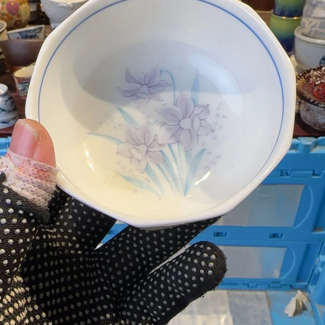 莉****瓷瓷器美术工艺品