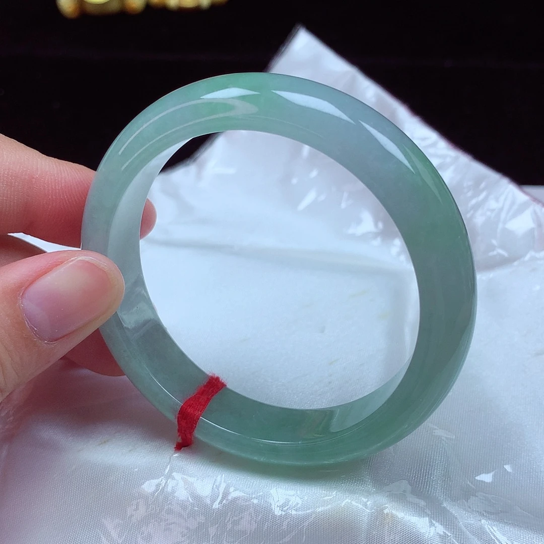 翡翠未镶嵌手镯55-56圈