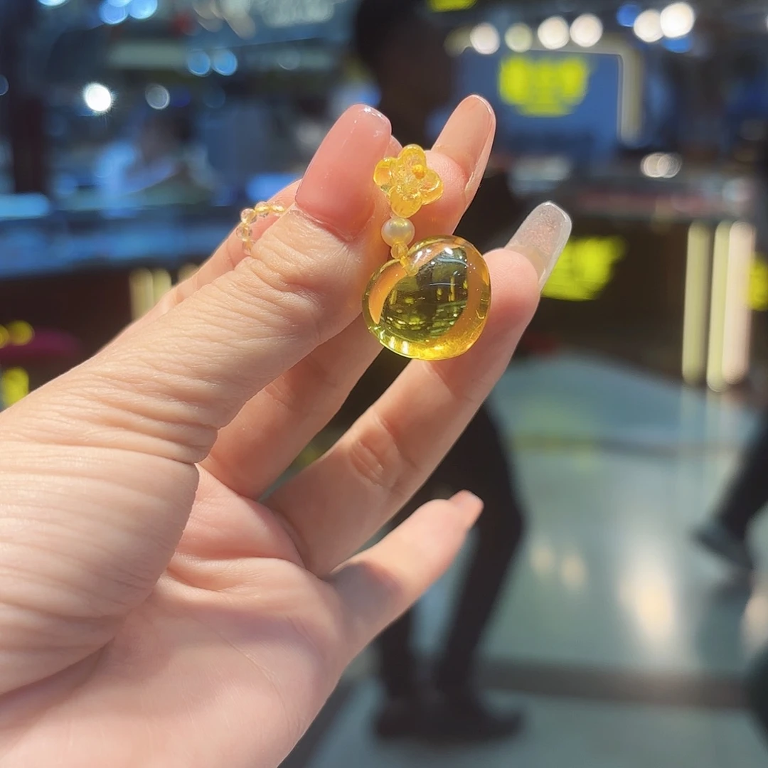 未镶嵌颈饰琥珀琥珀