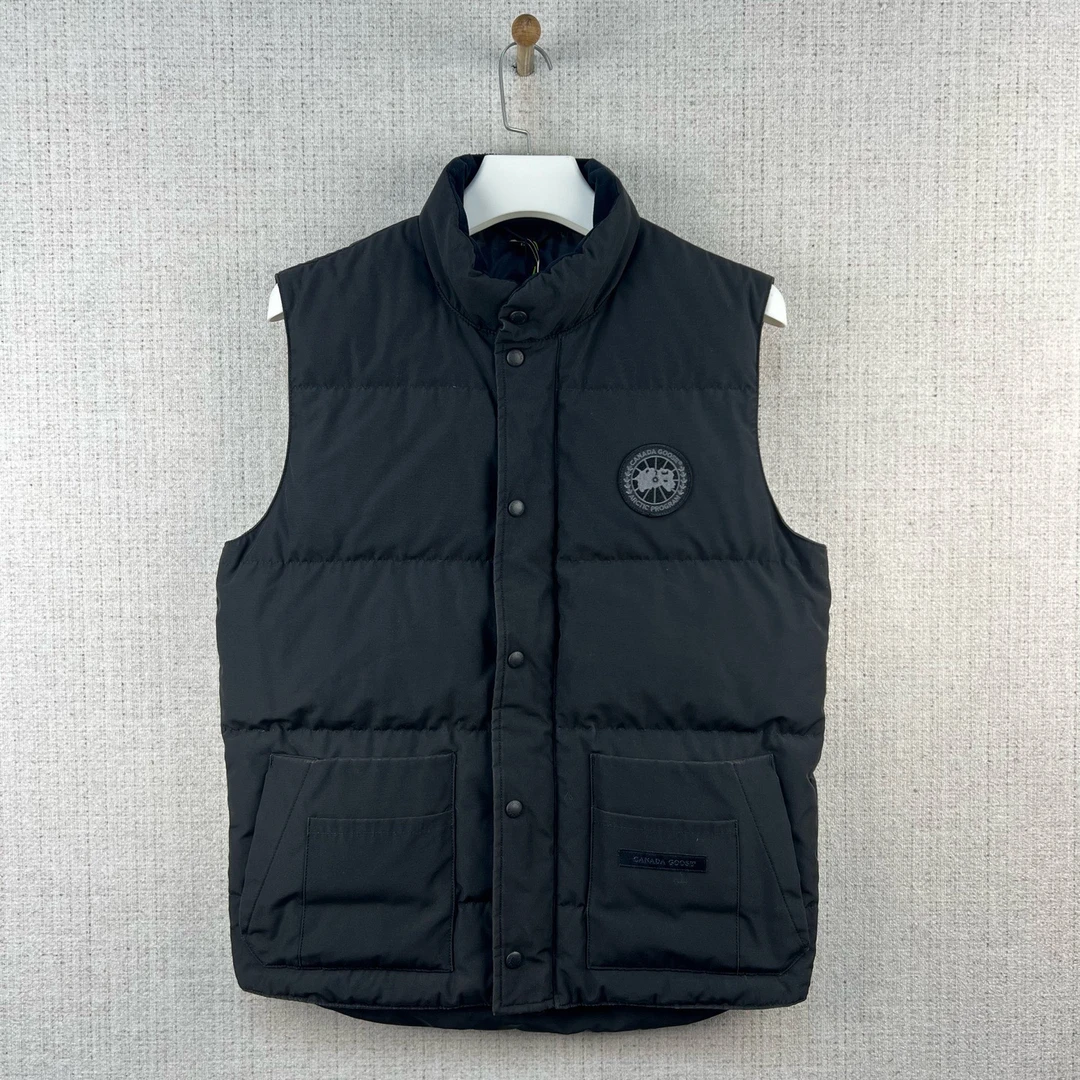 99新 CANADA GOOSE Freestyle系列 立领无袖马甲/尺码M/编号10035