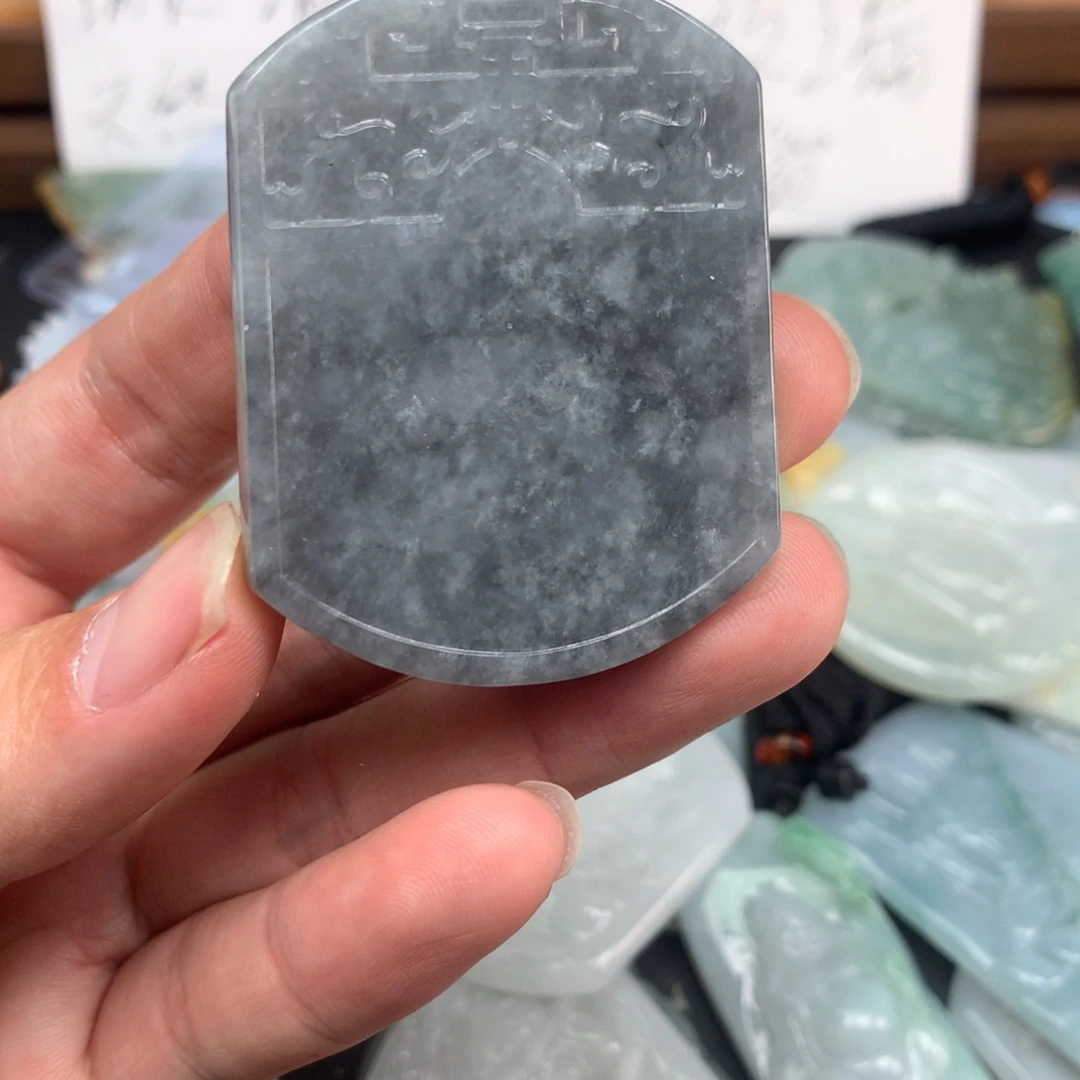 翡翠未镶嵌颈饰福利