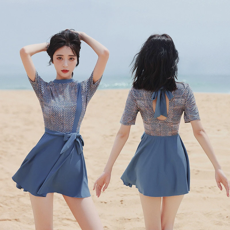 女士绝美泡温泉泳衣女款2025年新款爆款高端微胖遮肉保守女游泳衣