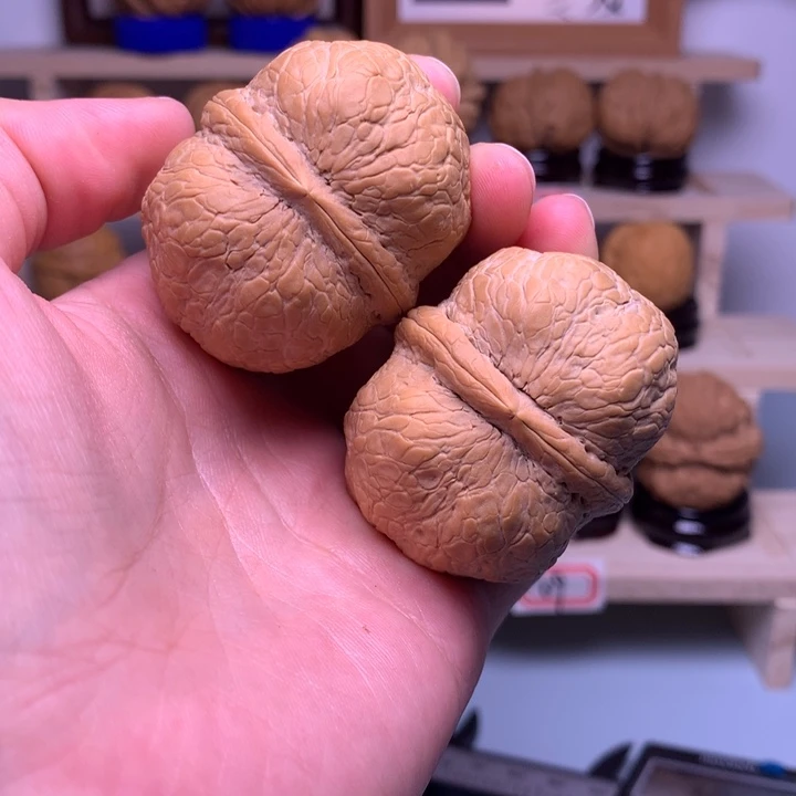 文玩核桃把件21金蟒萌萌包44尺