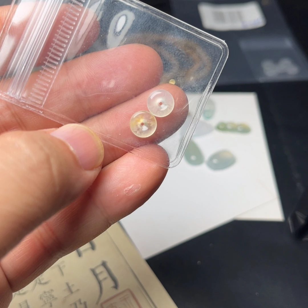 定制翡翠未镶嵌翡翠平安扣