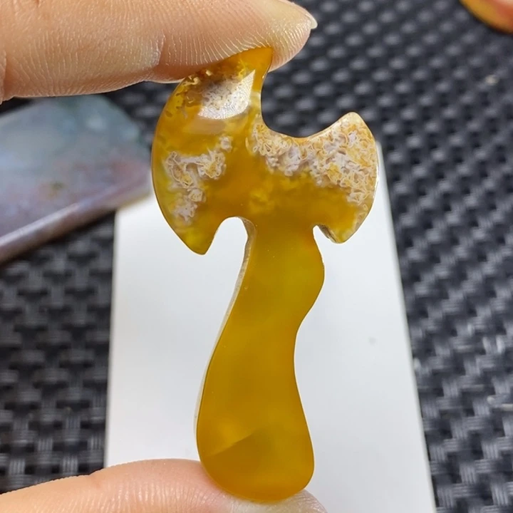 玛瑙/玉髓颈饰未镶嵌翠*