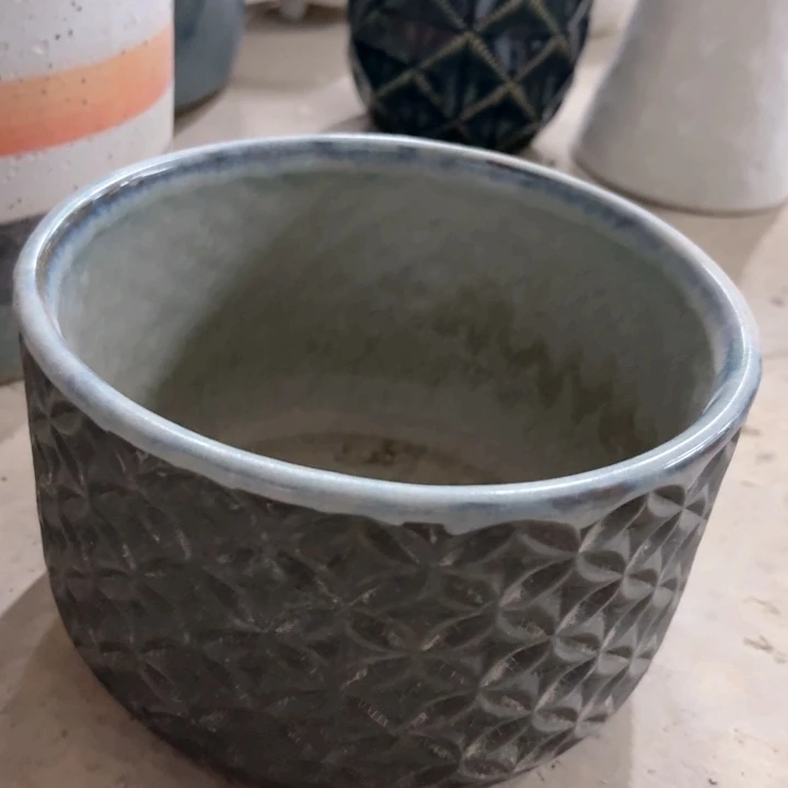 微瑕陶瓷花瓶值得购买