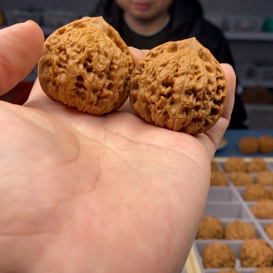 Z***J文玩核桃把件微修官帽44mm