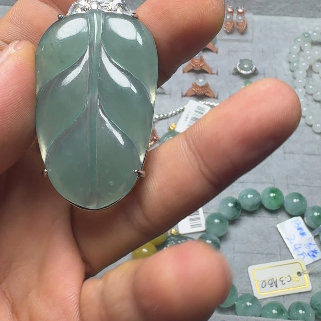 定制翡翠未镶嵌叶子