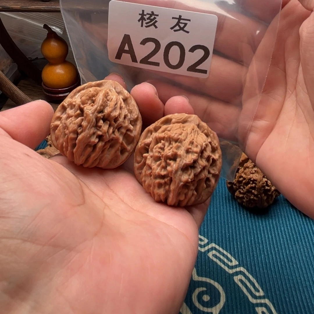 文玩核桃吊坠楼子