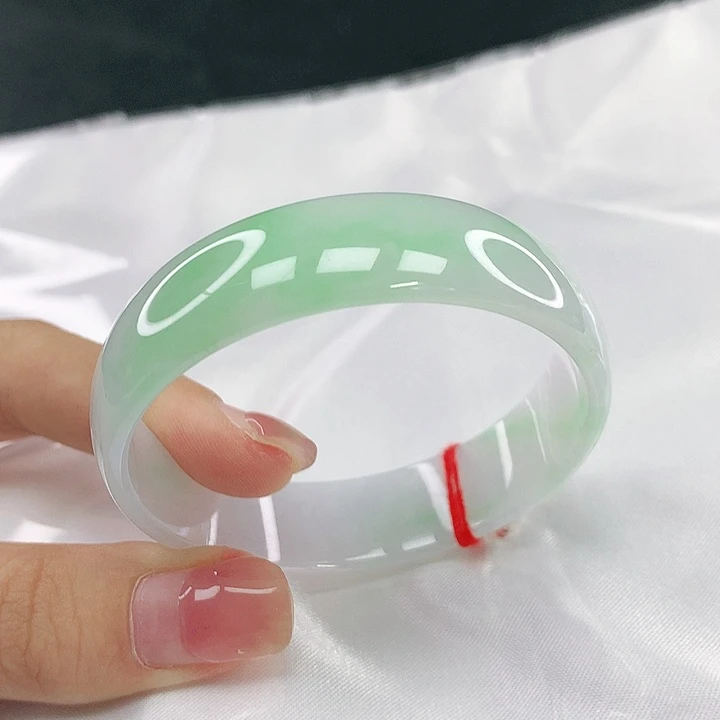 翡翠未镶嵌手镯圈49.2，05043