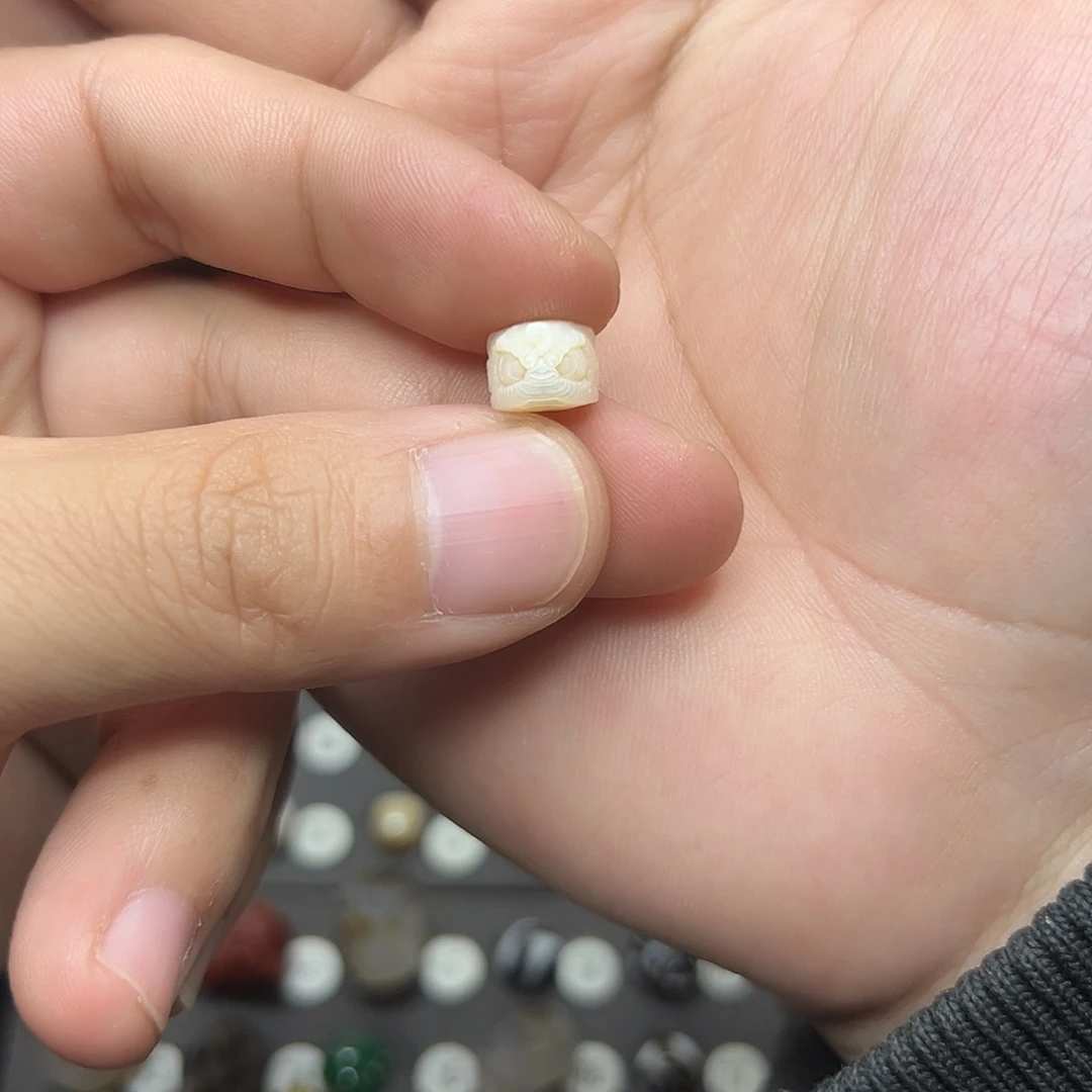 淡水珍珠颈饰未镶嵌醒狮