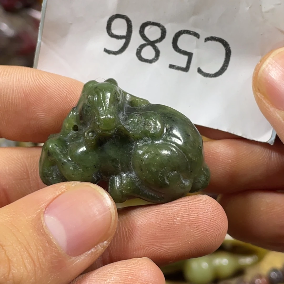 和田玉吊坠(不含链)未镶嵌