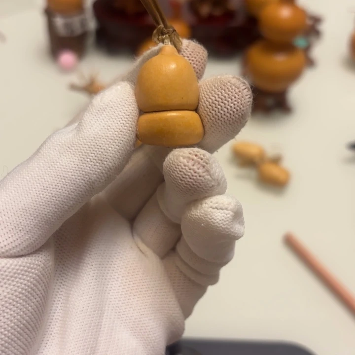 用***4天然手捻老皮葫芦