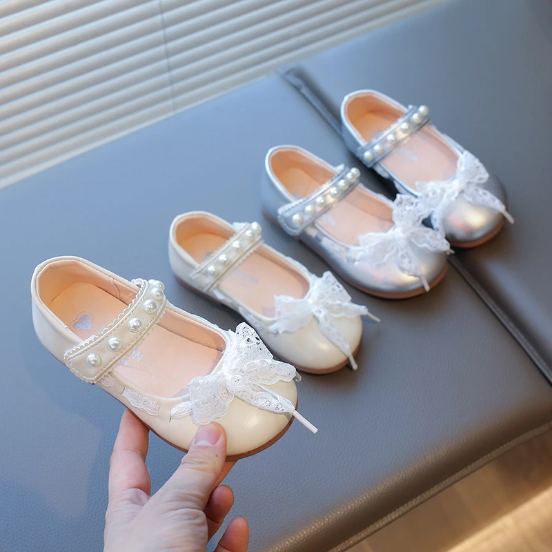女童时尚软底小皮鞋2025春季新款公主鞋小女孩水晶单鞋洋气蝴蝶结