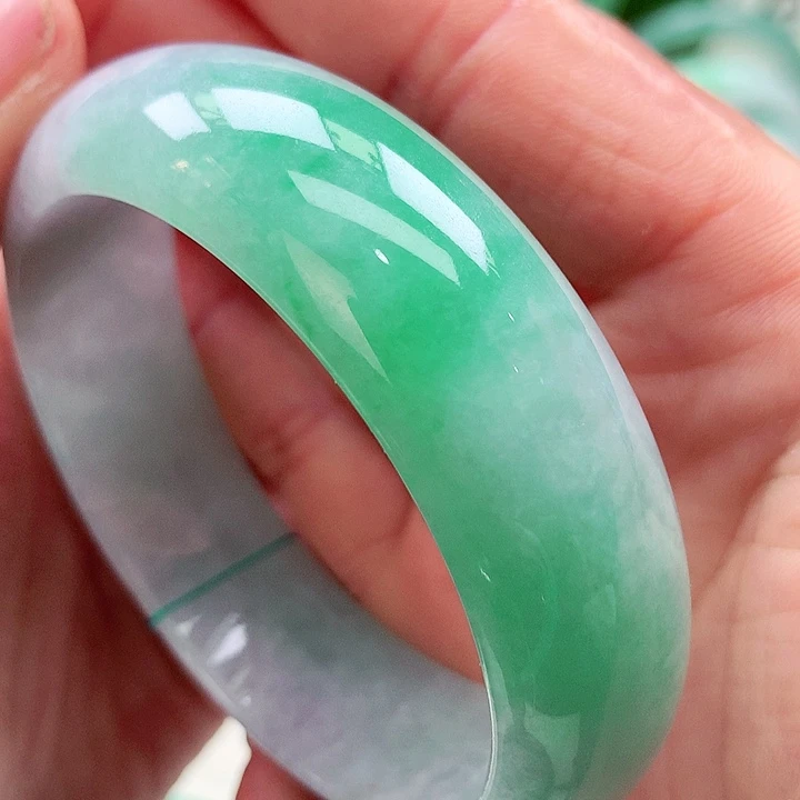 j***e翡翠未镶嵌手镯天然缅甸翡翠手镯
