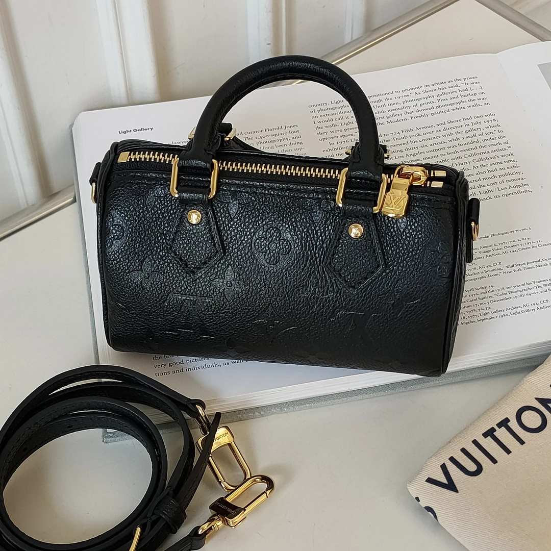 95新 LouisVuitton/路易威登 芯片黑色全皮speedy nano斜挎包