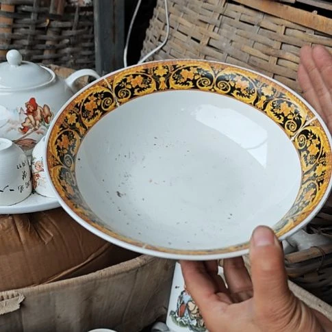 库存微瑕碗一个包邮