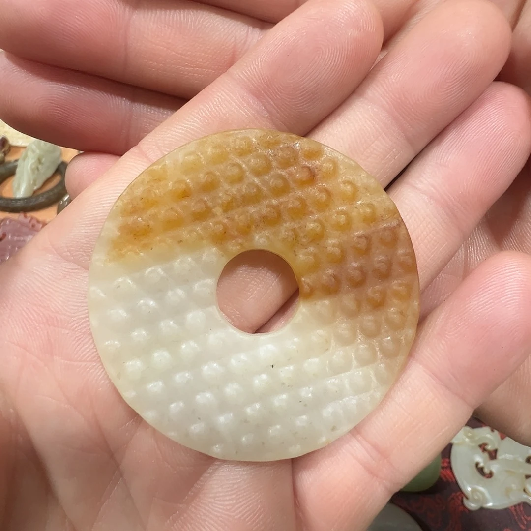 和田玉（糖玉）未镶嵌挂件