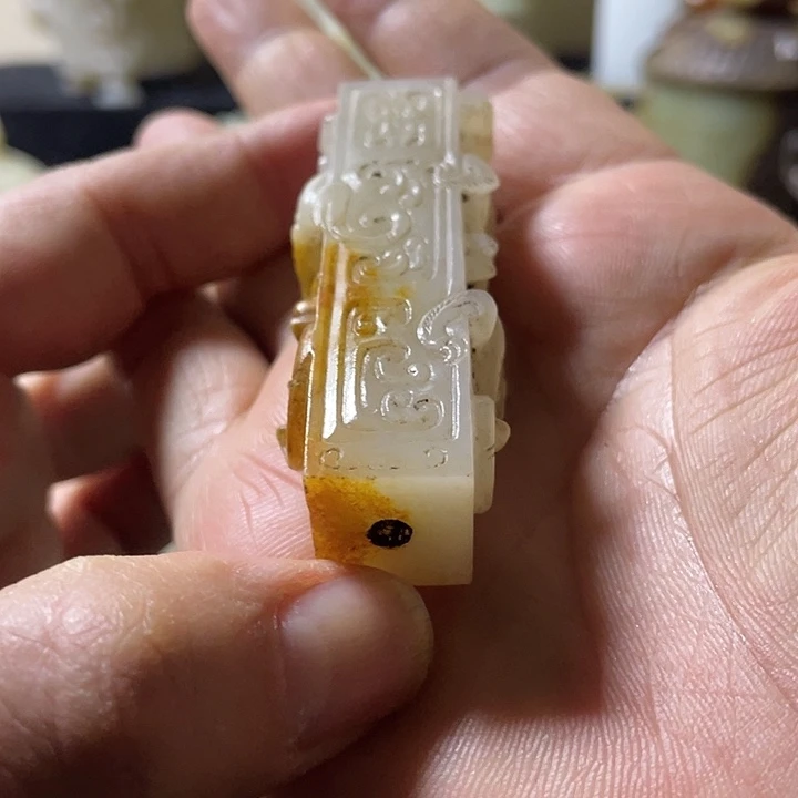 S***W和田玉未镶嵌挂件