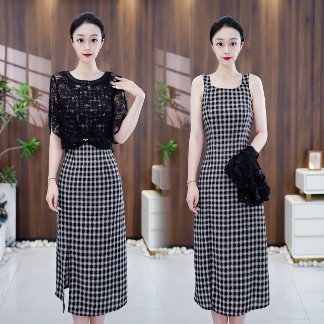 【两件套】夏季新品设计感显瘦百搭遮肉罩衫+吊带裙