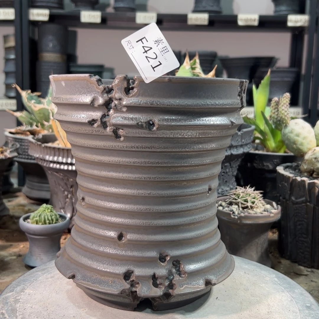 景德镇手工素里内口17高20瑕疵