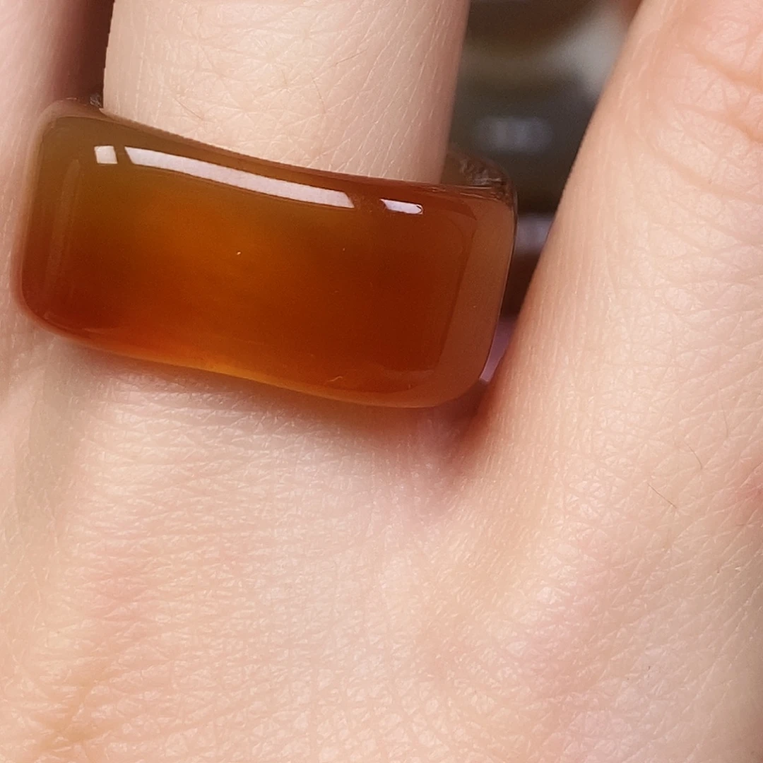 沉***.玛瑙/玉髓未镶嵌戒指