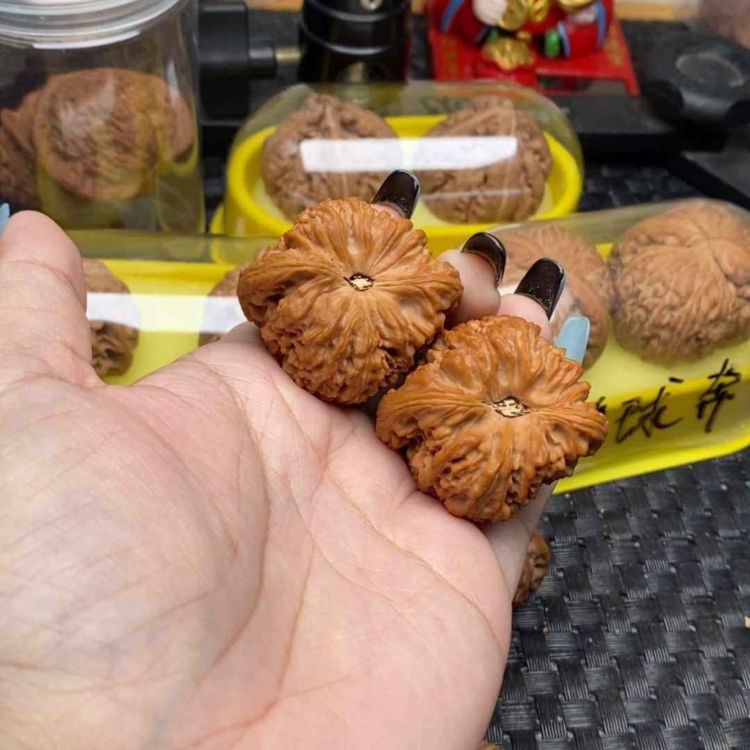 咖***哥文玩核桃文玩核桃
