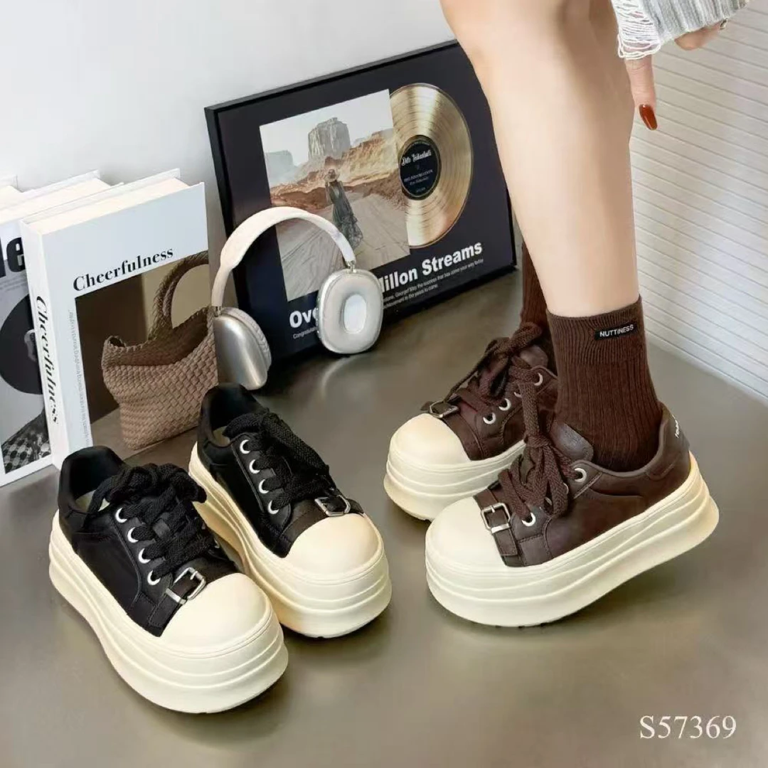 欧货2025秋季新款真皮厚底增高休闲板鞋女时尚百搭大头系带面包鞋