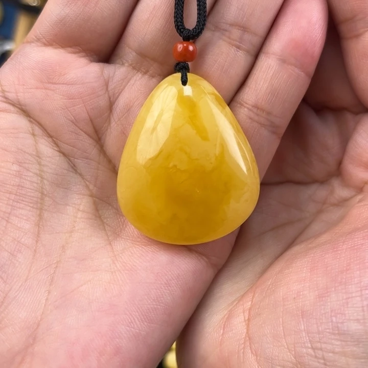 未镶嵌琥珀珠宝奇石琥珀，