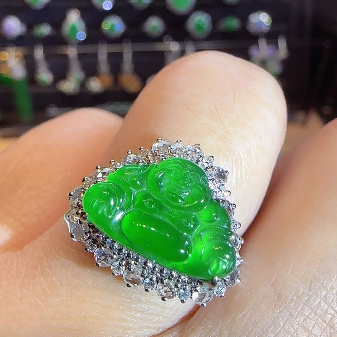 翡翠戒指18K金镶嵌一