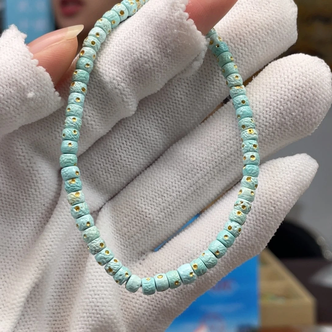 绿松石未镶嵌挂件