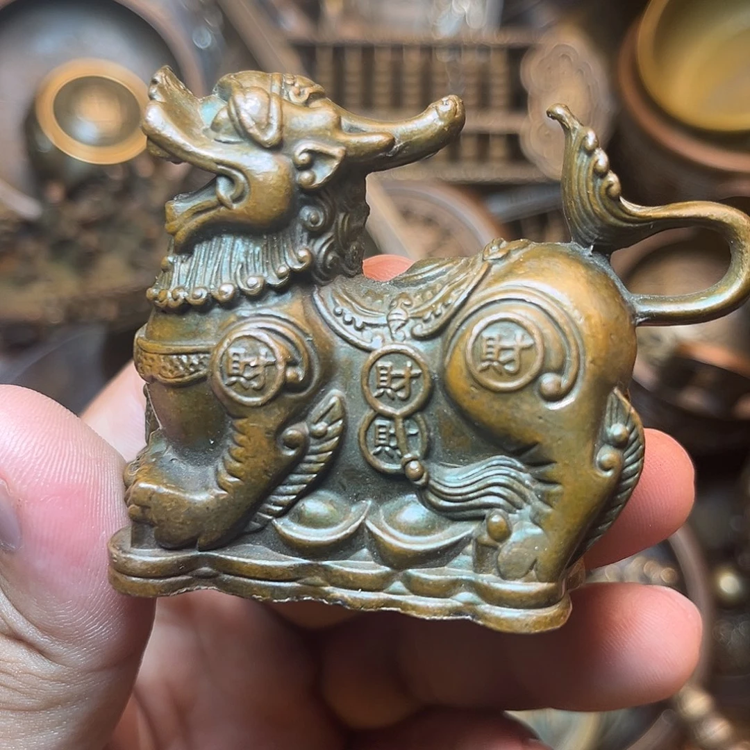 精美铜器工艺品等