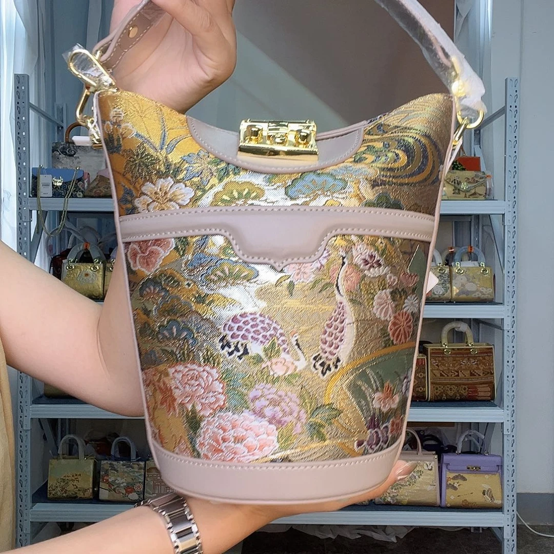 织物桑蚕丝非遗唐锦薯条包