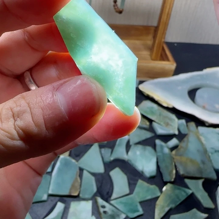 翡翠未镶嵌颈饰纯天然缅甸翡翠