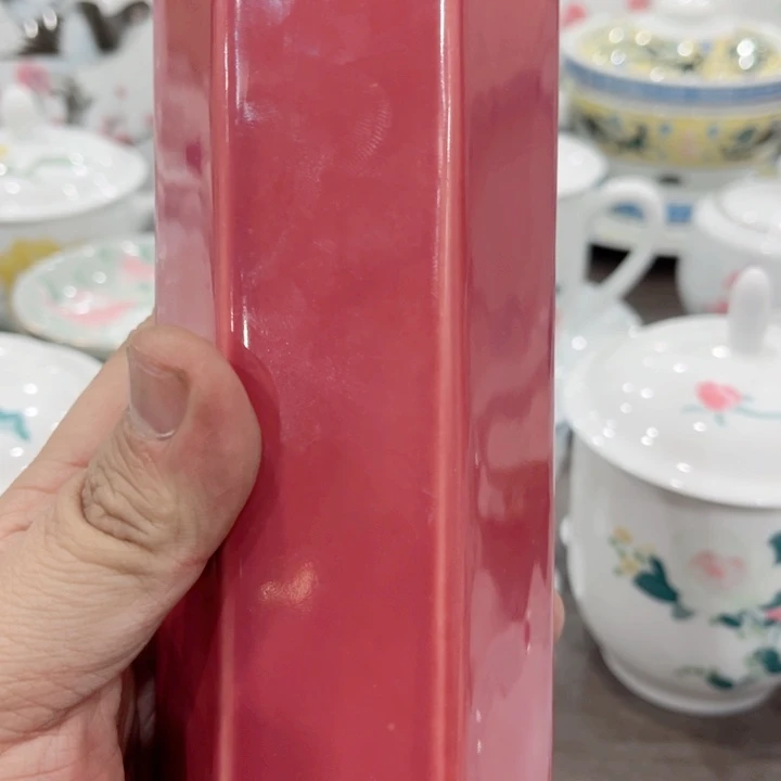 壶釉下五彩的瓷器和瓷器