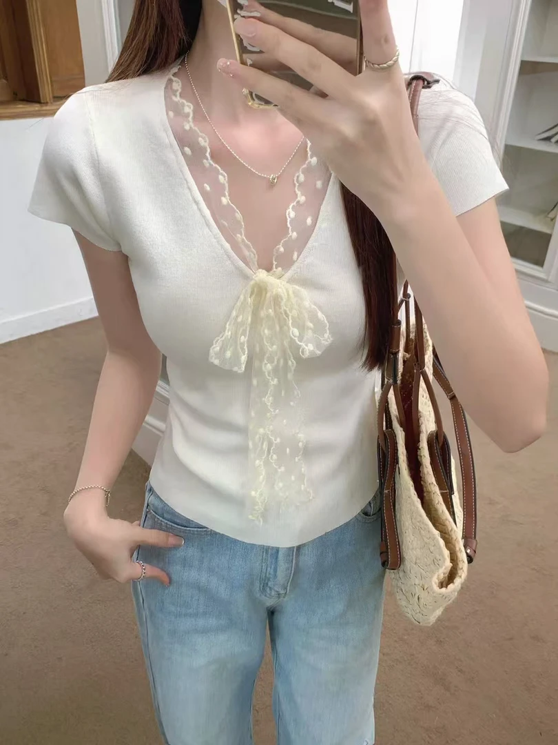 夏季V领蕾丝拼接短袖针织衫时尚小众日系显瘦设计感洋气上衣