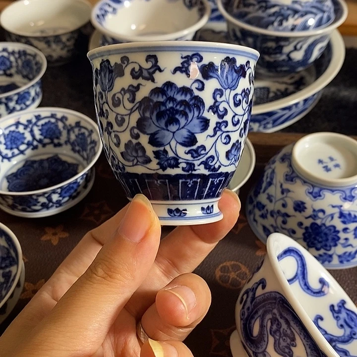 【小青雅玩】缠枝莲束口杯