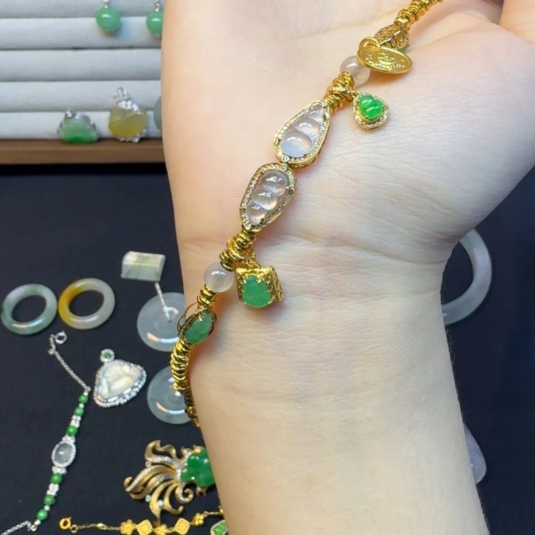 翡翠足金镶嵌手链翡翠足金潘多拉盘缠