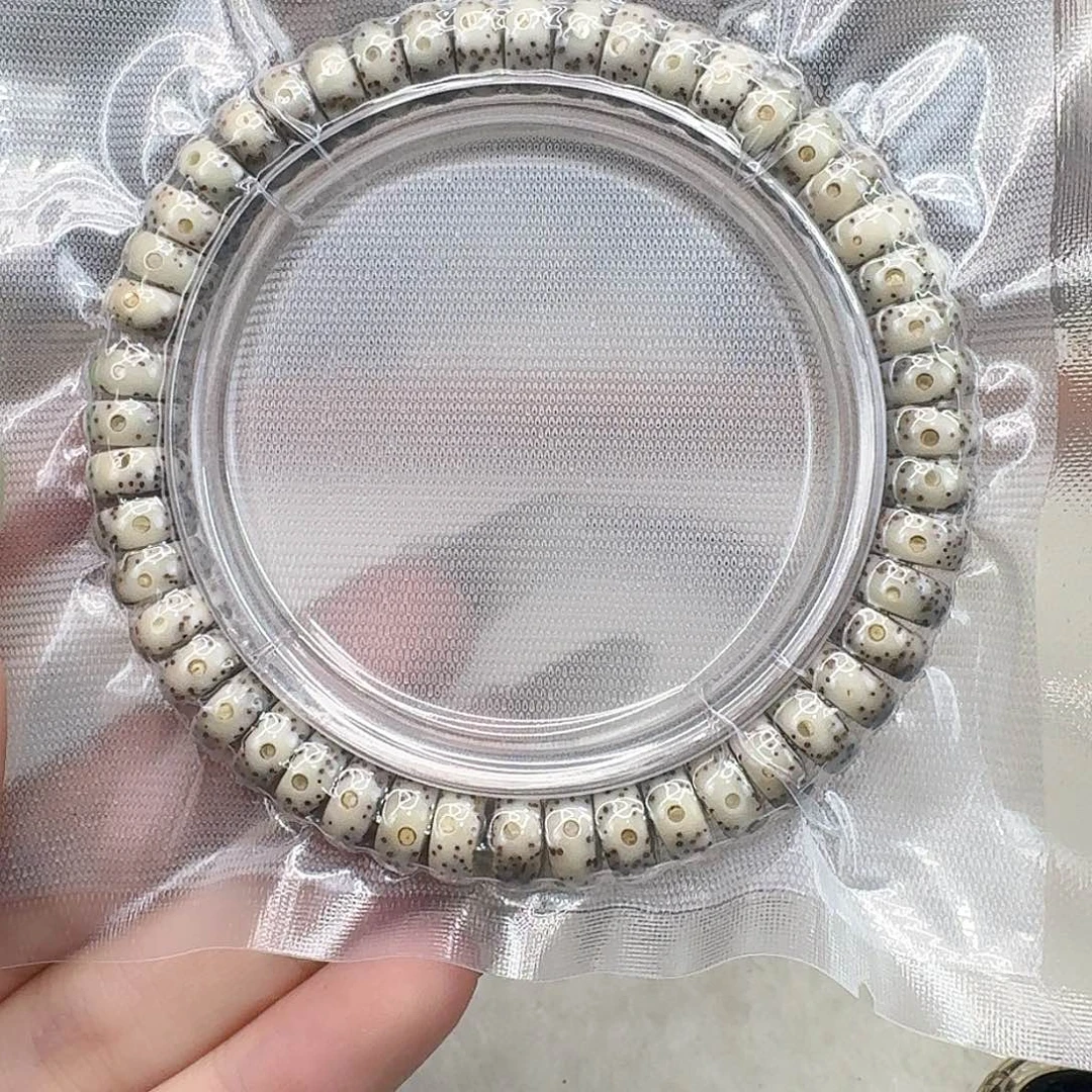 星月菩提手串113传说卡姿兰大眼睛药片94