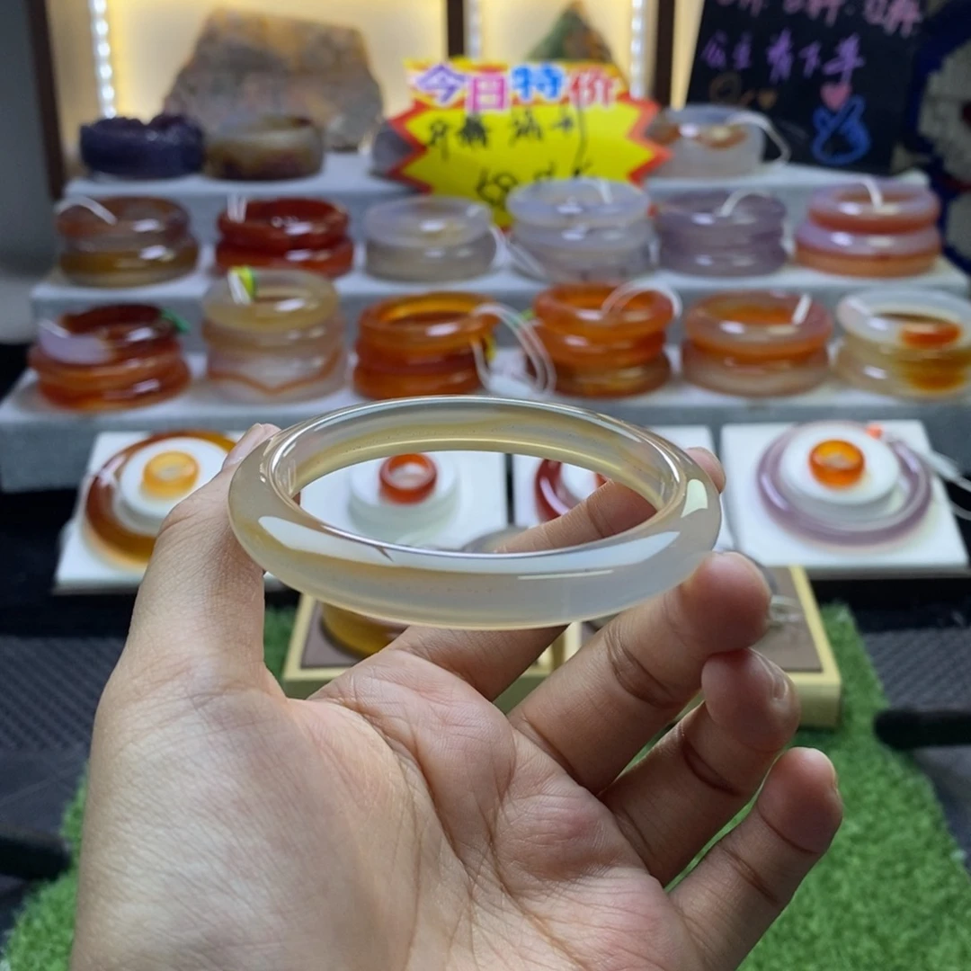 手镯玛瑙/玉髓未镶嵌