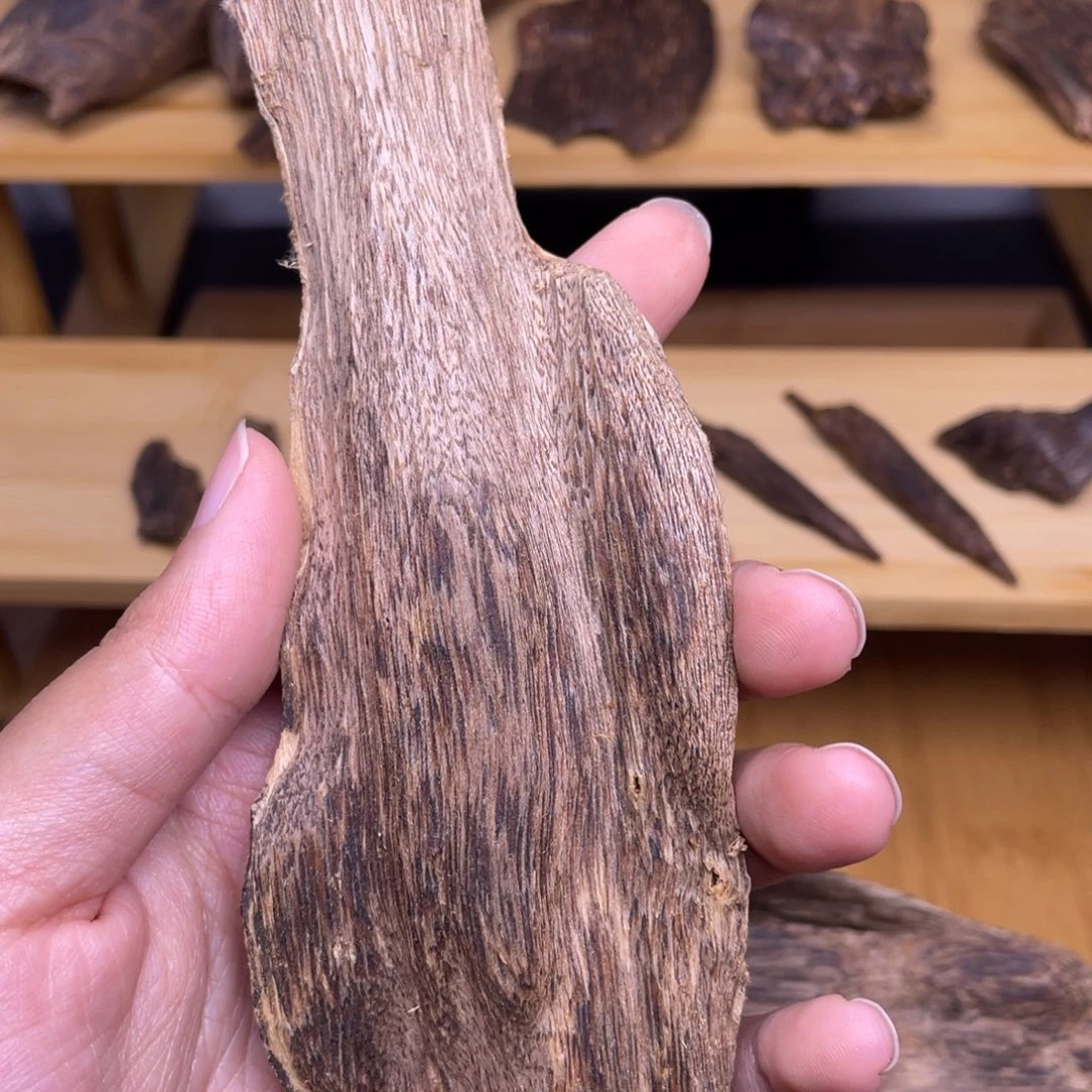 7.3克海南大山奇楠泡