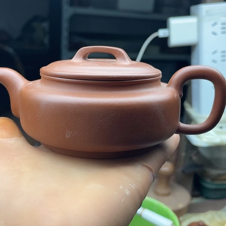 专***扬茶壶紫砂赵庄朱泥精工半手瑕天方地圆190 c c